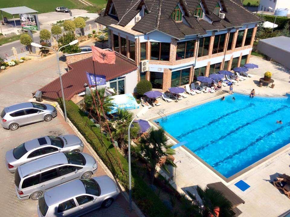 Hotel Vila Aeroport Rinas 시설 사진
